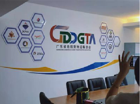  休宁公司走廊文化墙如何设计布置？